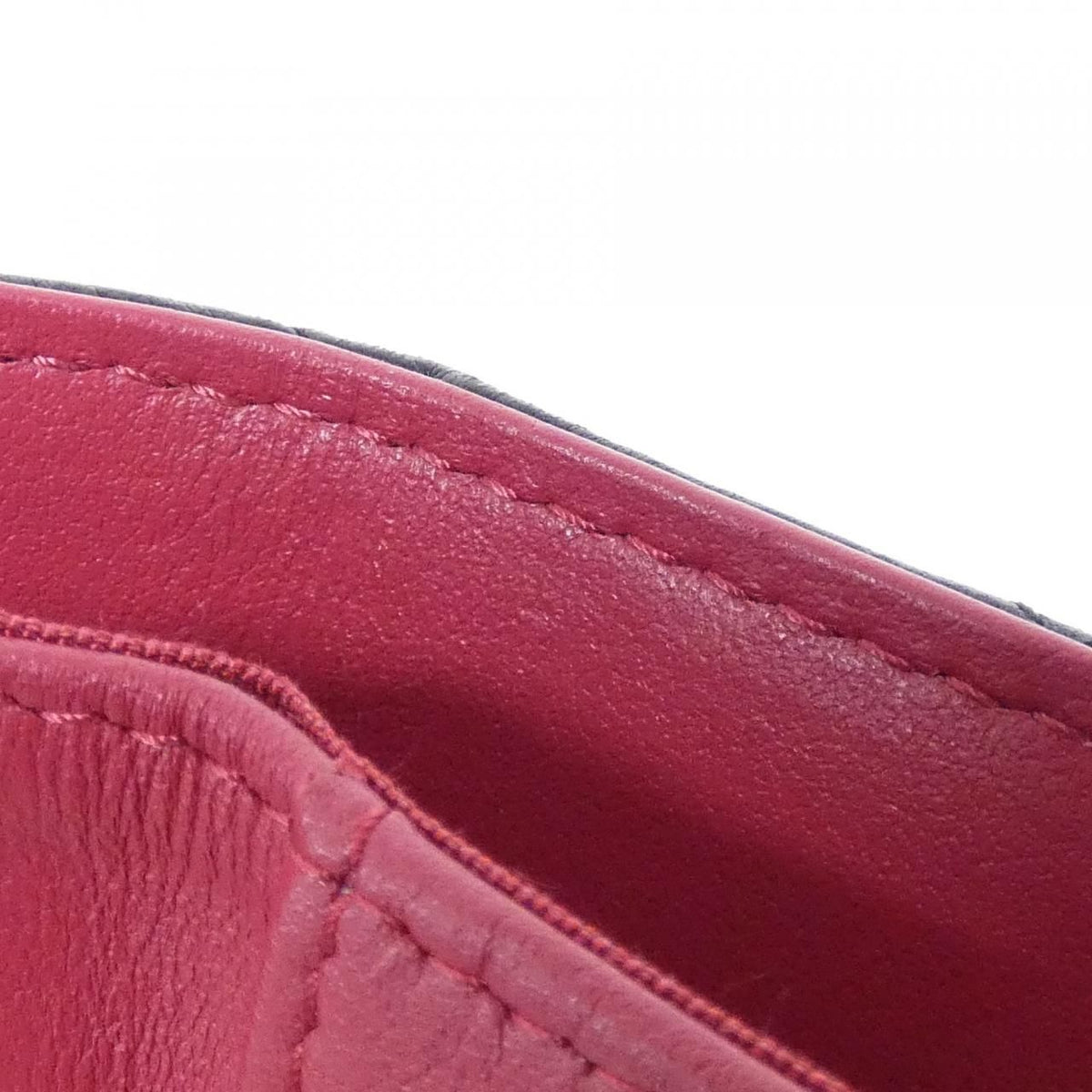Chanel 19 Line Wallet — view 6