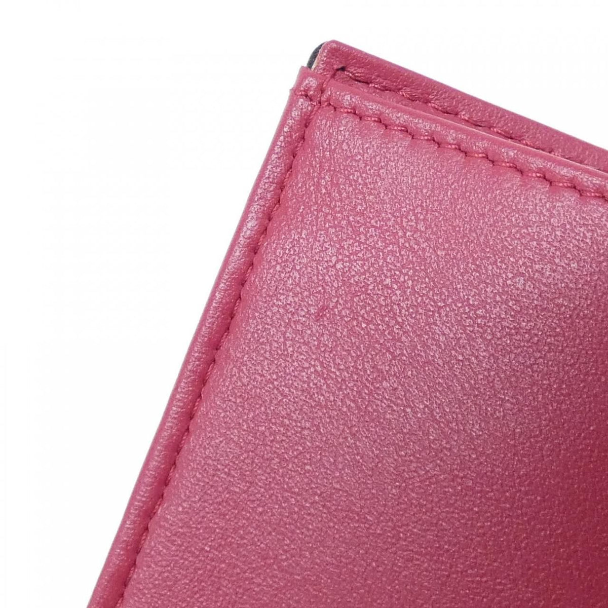 Chanel 19 Line Wallet — view 5