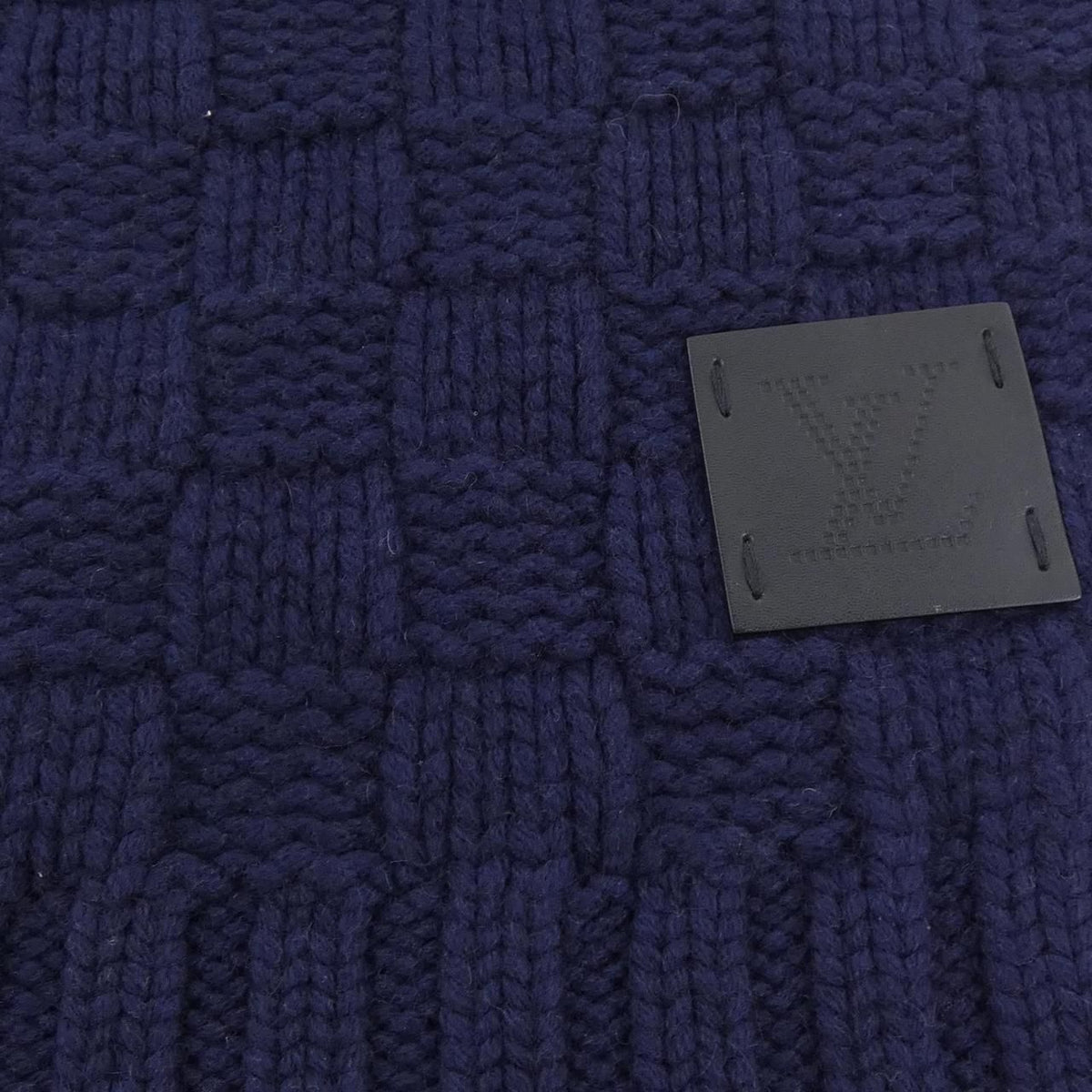 Louis Vuitton Echarpe Helsinki Scarf — view 4
