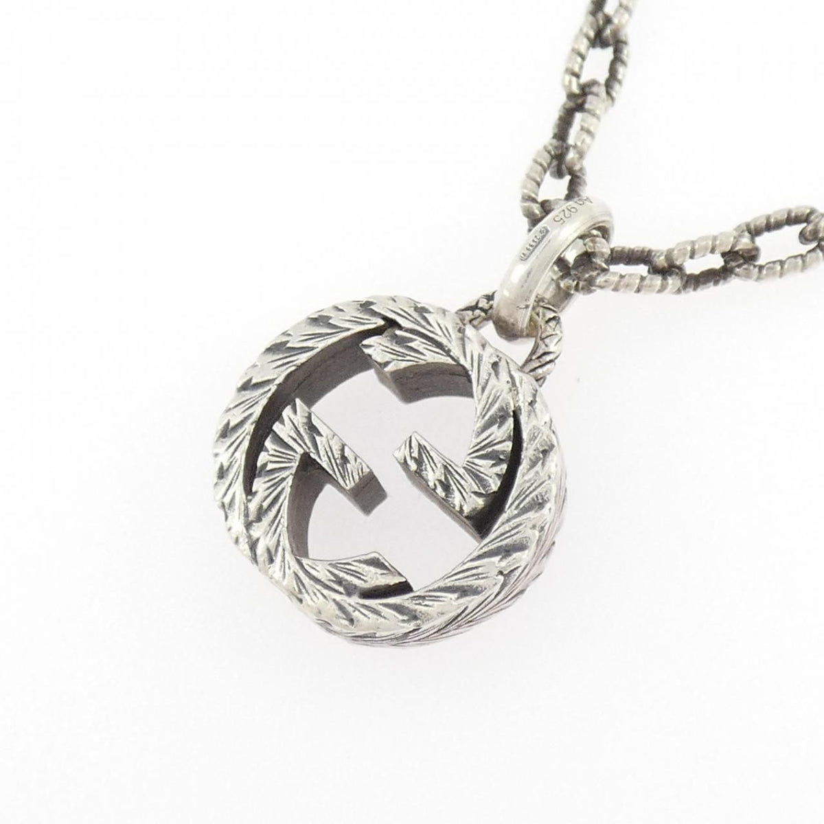 Gucci Interlocking G Necklace — view 4