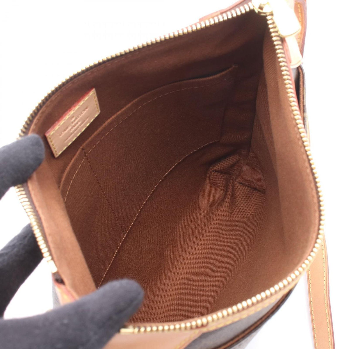 Louis Vuitton Shoulder Bag Odeon PM Leather — view 3