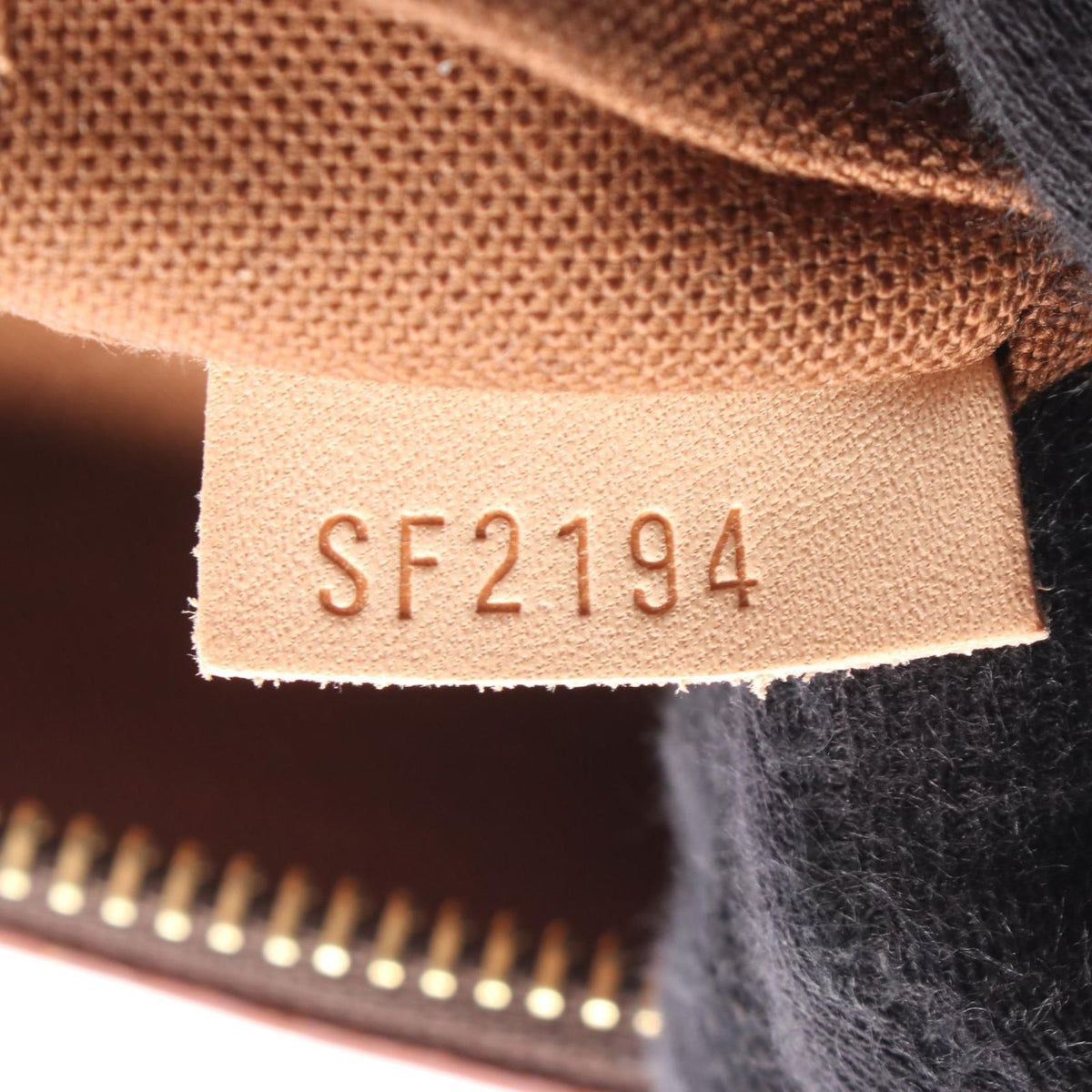 Louis Vuitton Shoulder Bag Odeon PM Leather — view 5