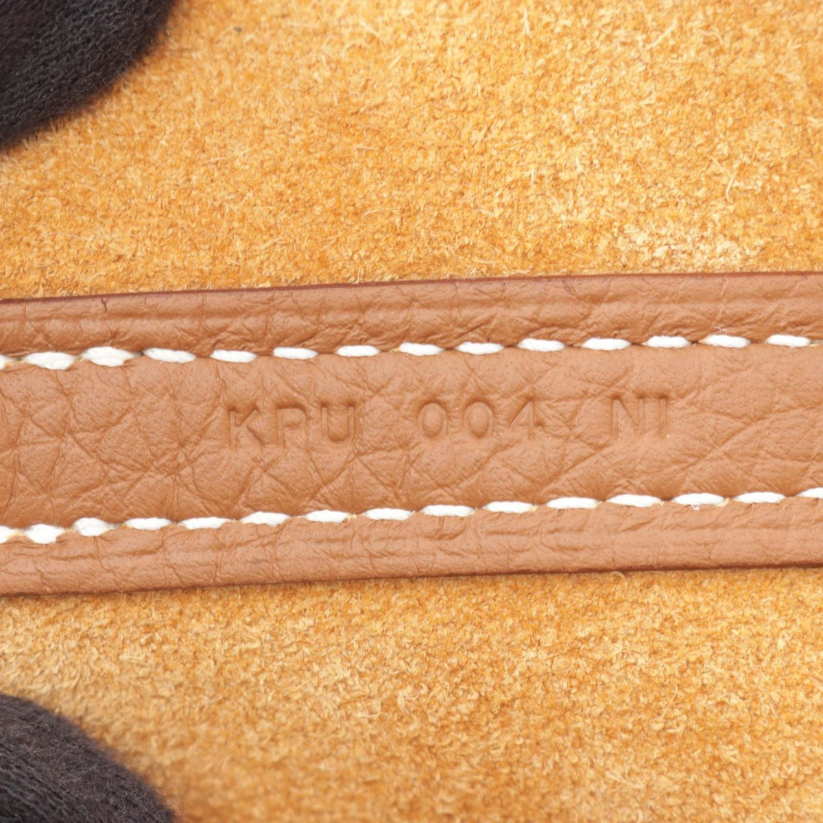 Hermes Handbag Picotin Lock MM Gold Leather — view 5