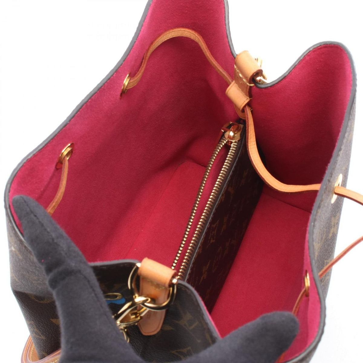 Louis Vuitton Shoulder Bag Neo Noe Leather — view 3