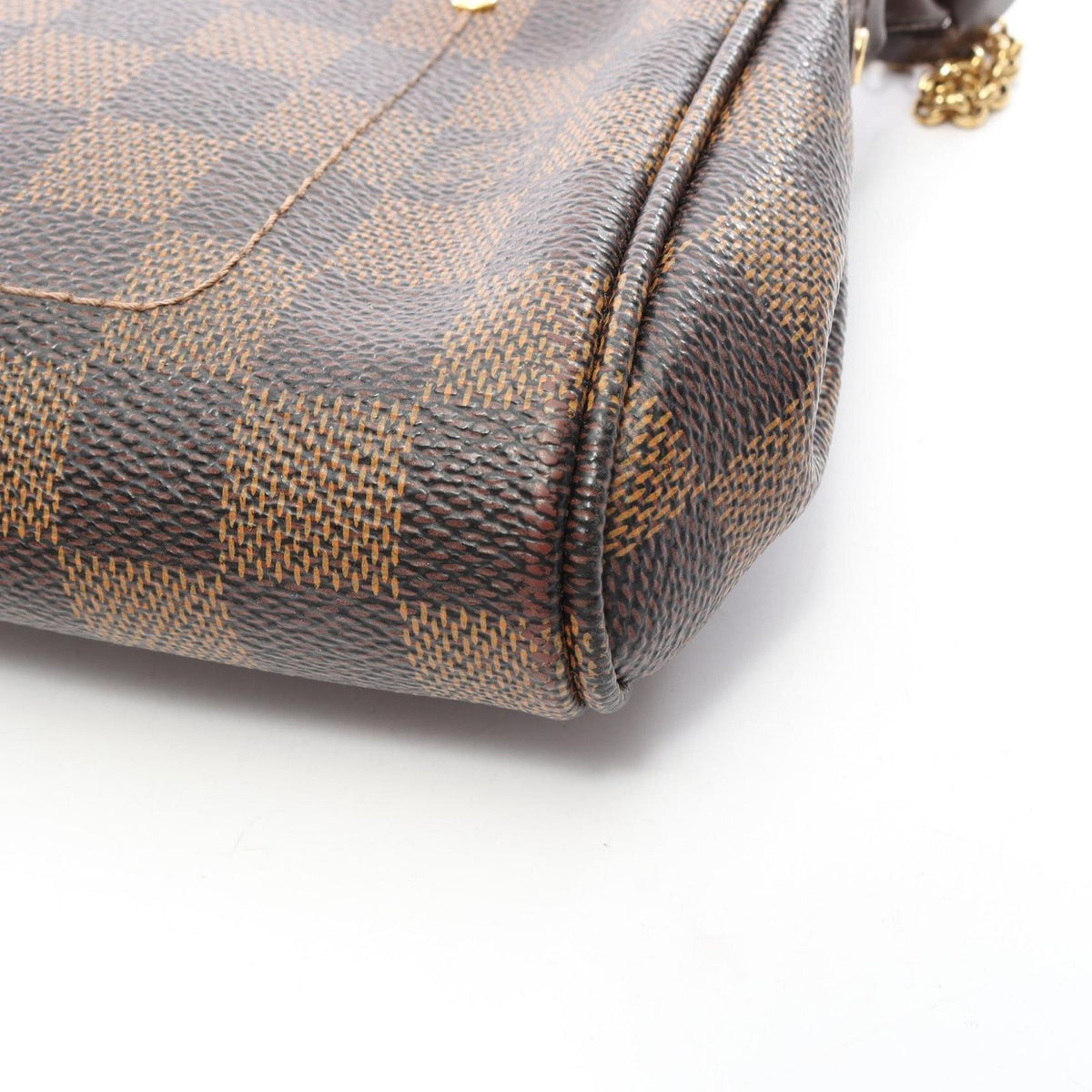 Louis Vuitton Handbag Favorite PM Leather — view 8