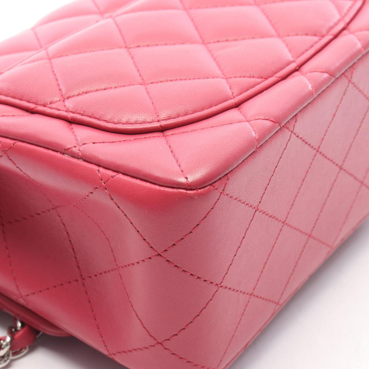 Chanel Shoulder Bag Mini Quilted Rose Pink Lambskin Chain — view 8