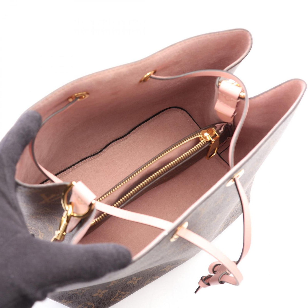 Louis Vuitton Shoulder Bag Neo Noe Monogram Rose Poudre Leather — view 3