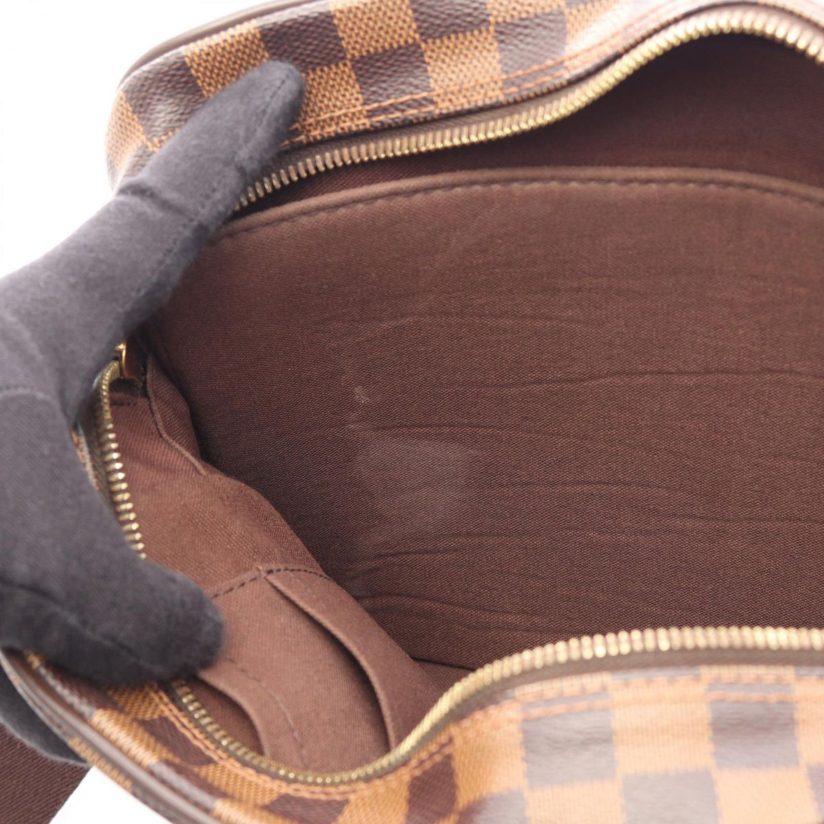 Louis Vuitton Shoulder Bag Shelton MM Leather — view 6