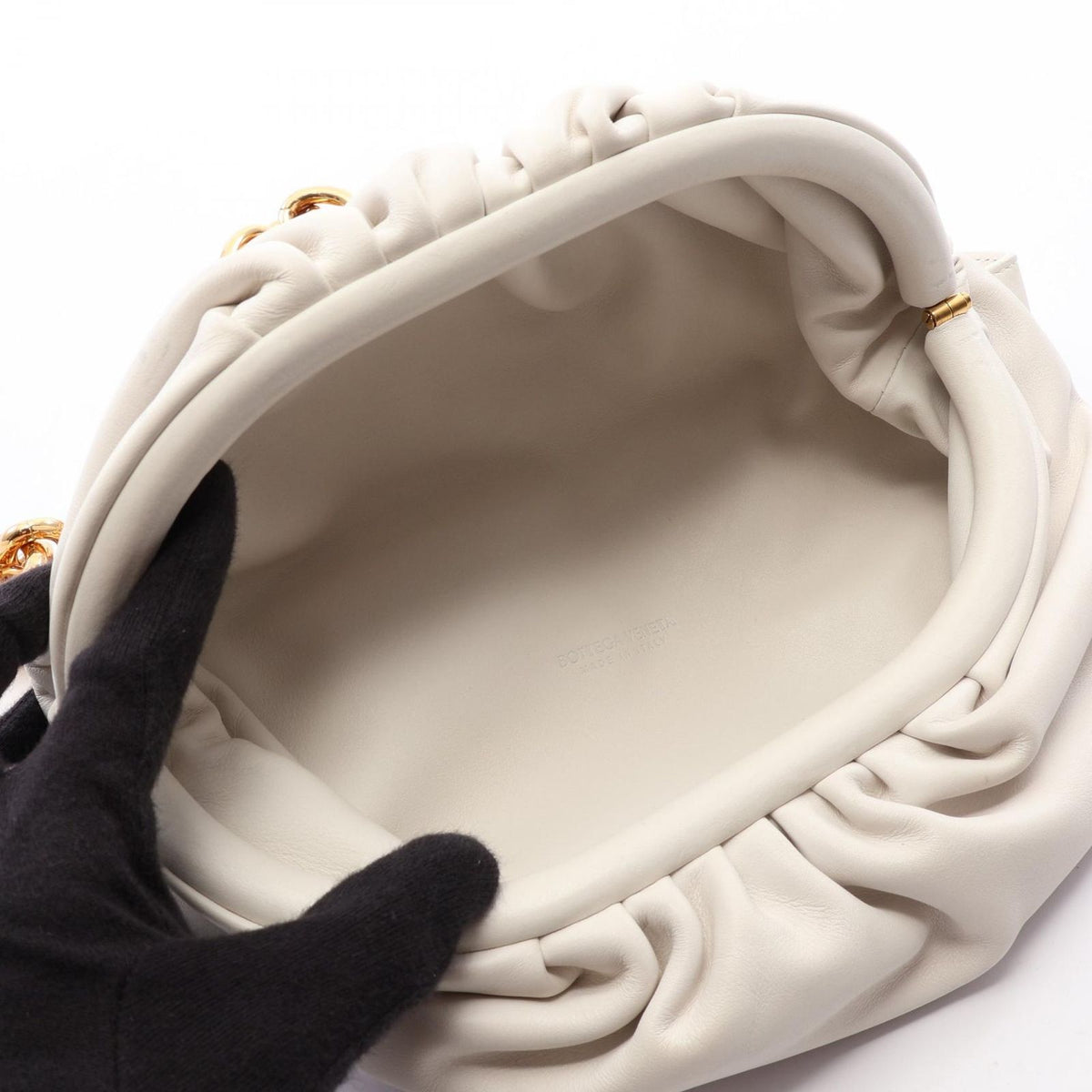 Bottega Veneta Waist Bag the Chain Pouch Mini Ivory Leather — view 3
