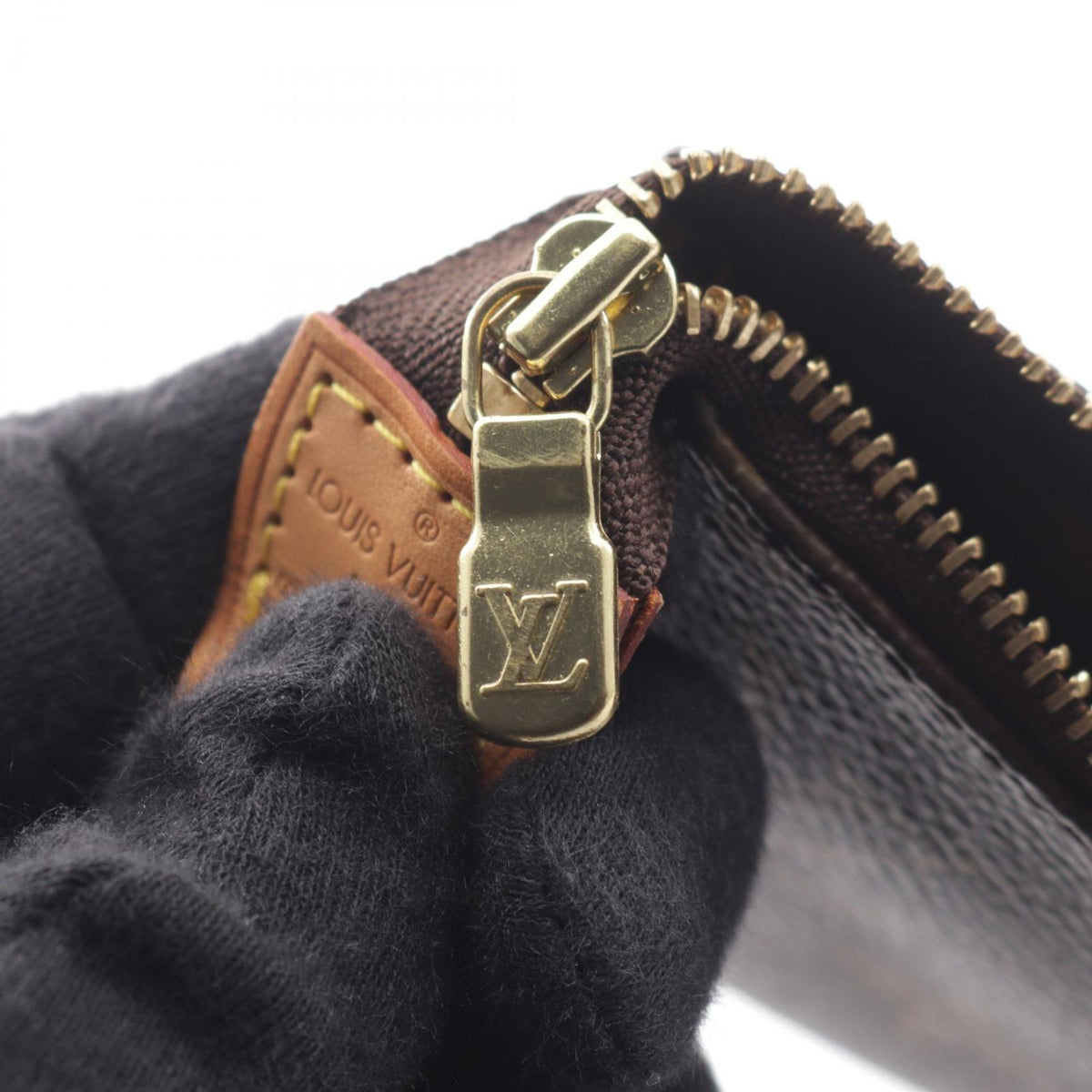Louis Vuitton Handbag Pochette Accessoires Monogram Leather — view 8