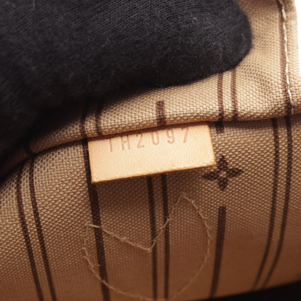 Louis Vuitton Tote Bag Neverfull PM Monogram Leather — view 5