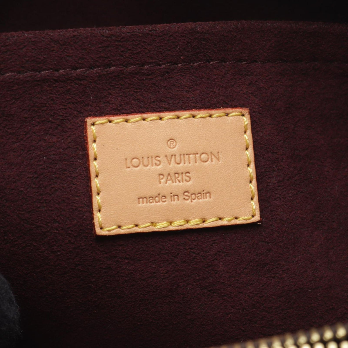 Louis Vuitton Handbag Montaigne MM Monogram Leather — view 4