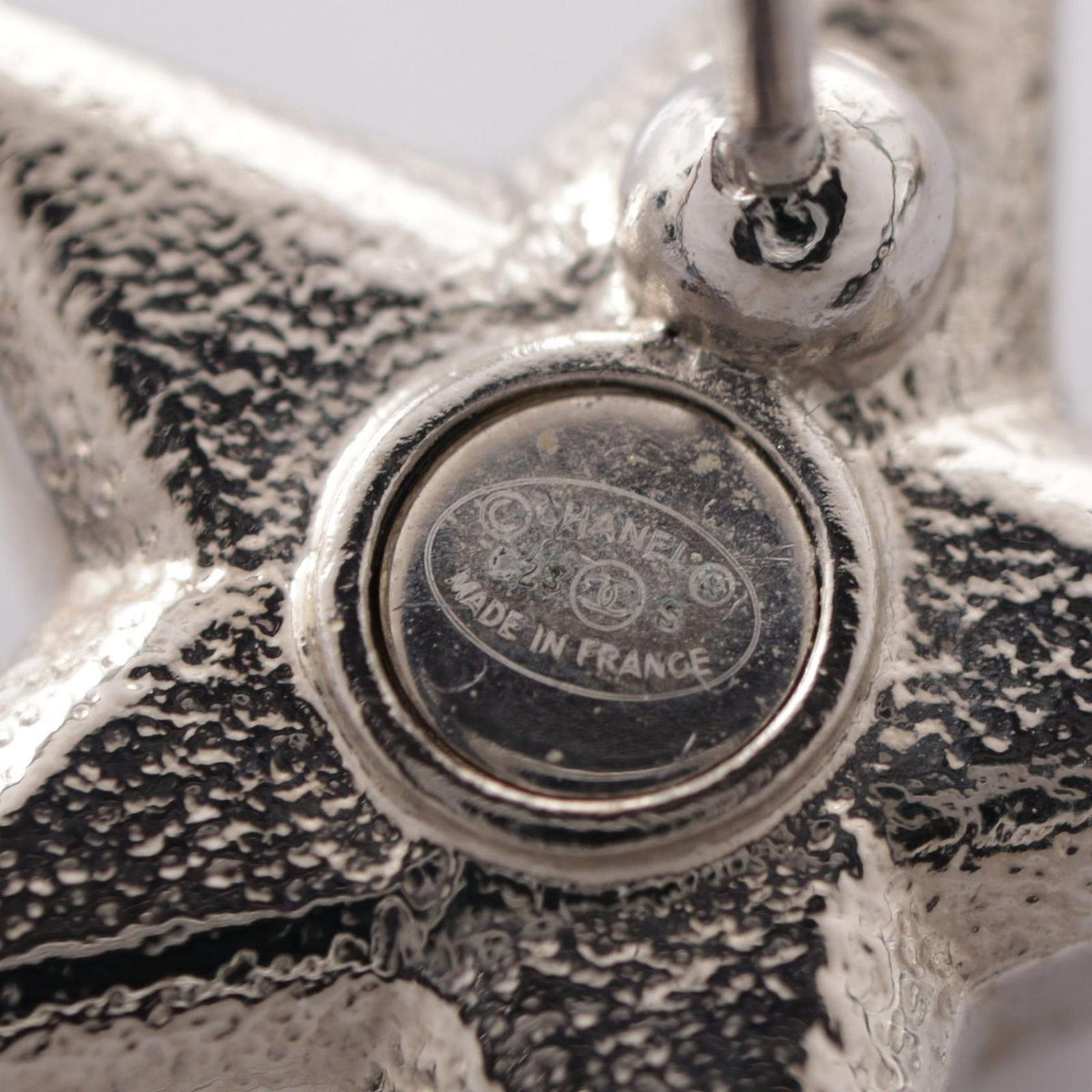 Chanel Earrings Star CC Logo — view 3