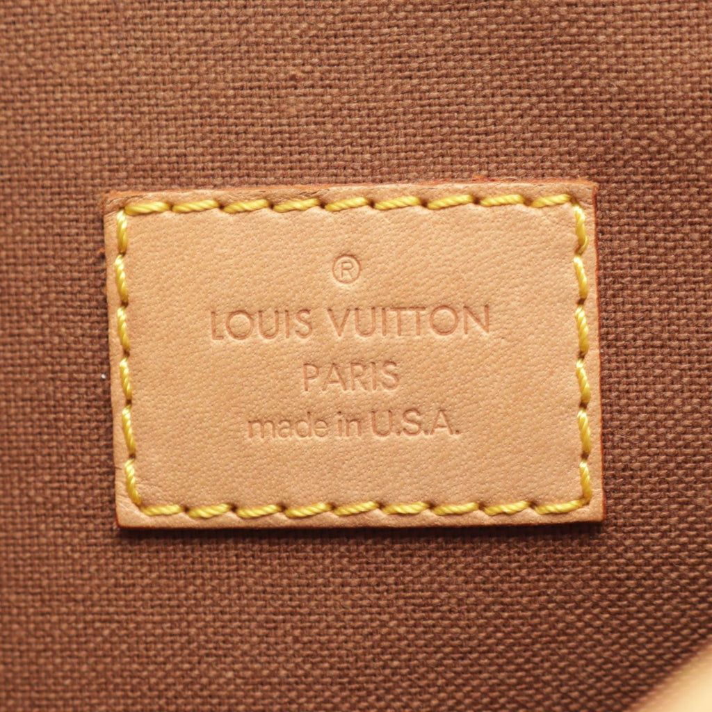 Louis Vuitton Handbag Batignolles Leather — view 4