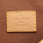 Louis Vuitton Handbag Batignolles Leather — view 4
