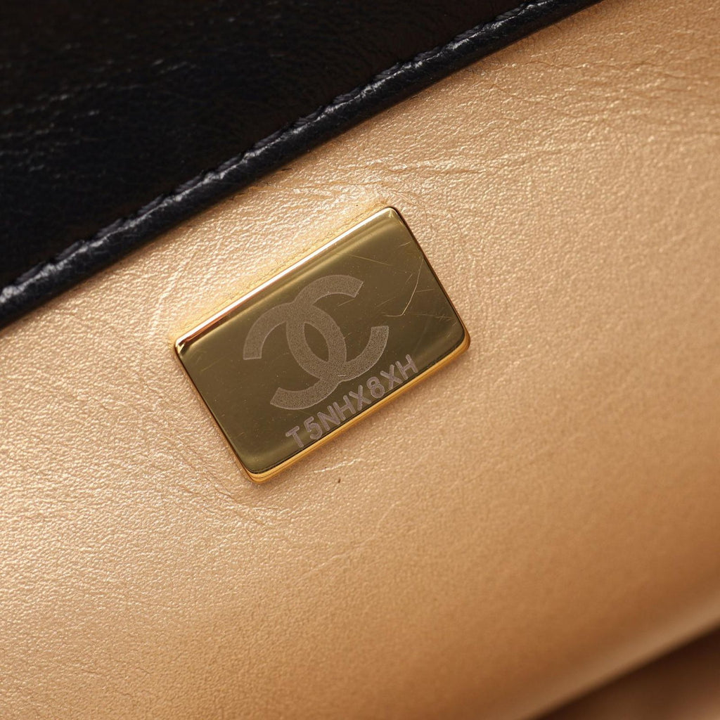 Chanel Shoulder Bag Quilted Flap Black Lambskin Chain — view 5
