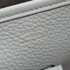Hermes Shoulder Bag Evelyne 3 Trois PM Gray Pantin — view 4