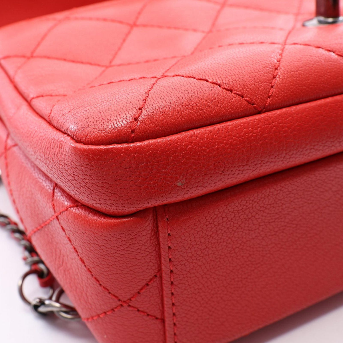 Chanel Shoulder Bag Quilted Red Leather Flap Chain — view 7