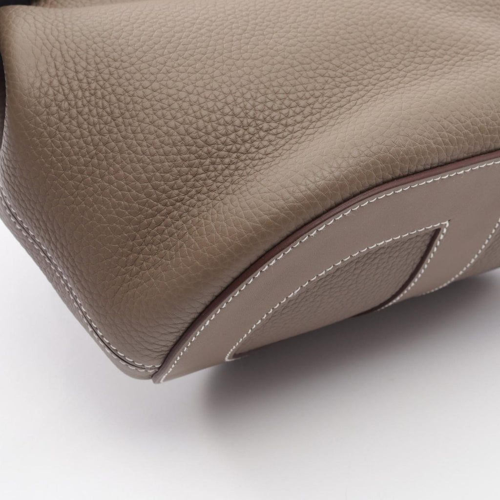 Hermes Handbag in the Loop 23 Etoupe — view 8