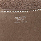 Hermes Handbag in the Loop 23 Etoupe — view 4