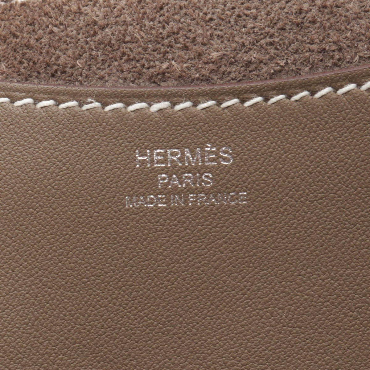 Hermes Handbag in the Loop 23 Etoupe — view 4