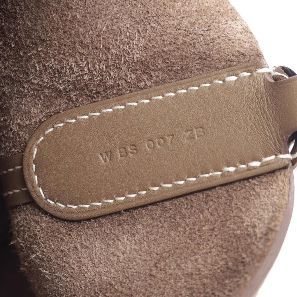 Hermes Handbag in the Loop 23 Etoupe — view 5