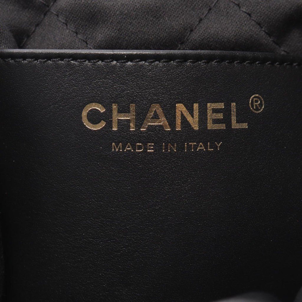 Chanel Shoulder Bag Chanel 22 Mini Black Leather Chanel 22 Quilted Chain — view 4