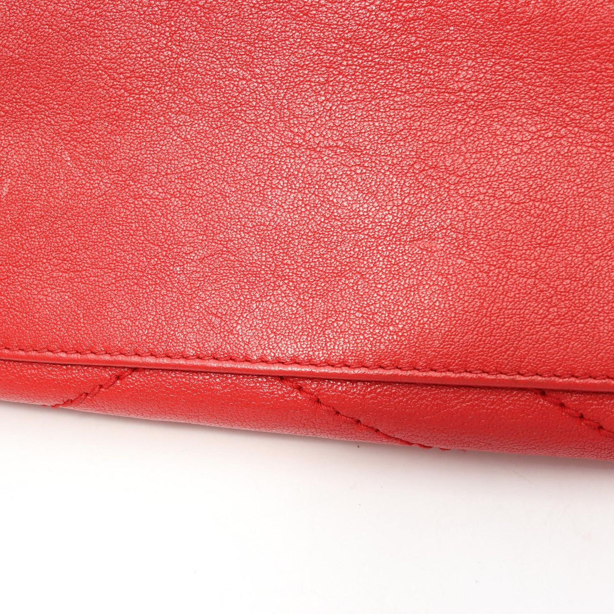 Saint Laurent Paris Shoulder Bag Monogram Nolita Red Leather Chain — view 6