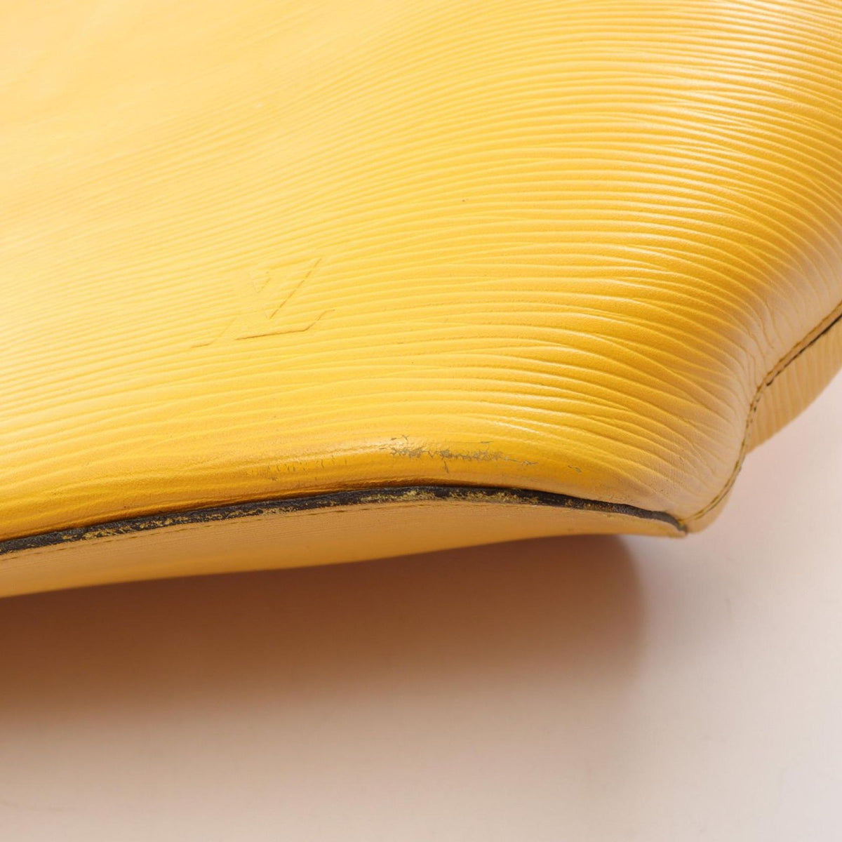 Louis Vuitton Tote Bag Neverfull MM Citron Leather — view 6