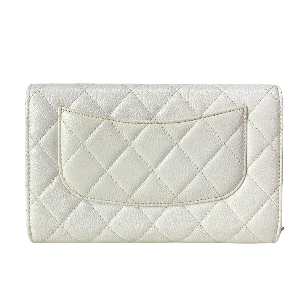Chanel Wallet Quilted White Chain Shoulder Bag — view 2