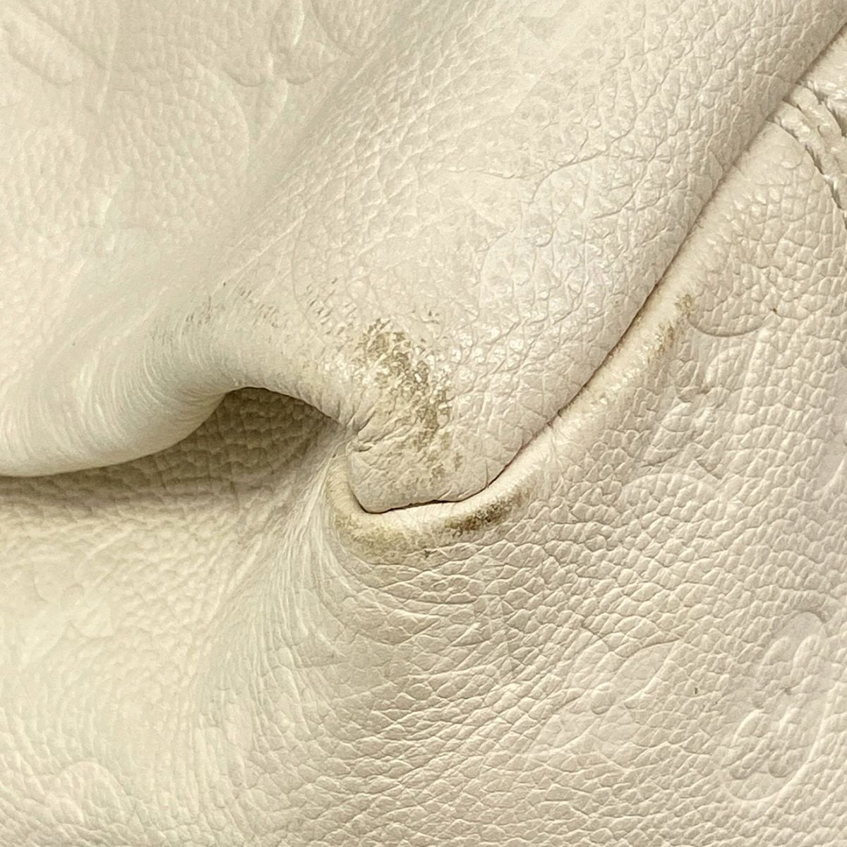 Louis Vuitton Handbag Monogram Empreinte Artsy MM Neige Leather — view 6