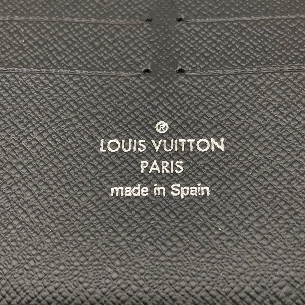 Louis Vuitton x Supreme Zippy Organizer Wallet Noir Leather — view 6