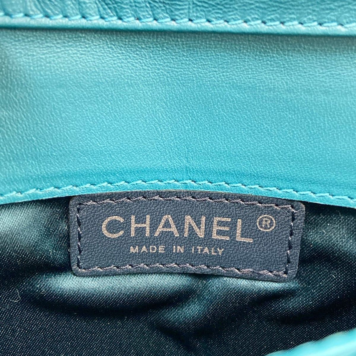 Chanel Wallet Quilted Blue Chain Silver Leather Shoulder Bag — view 7