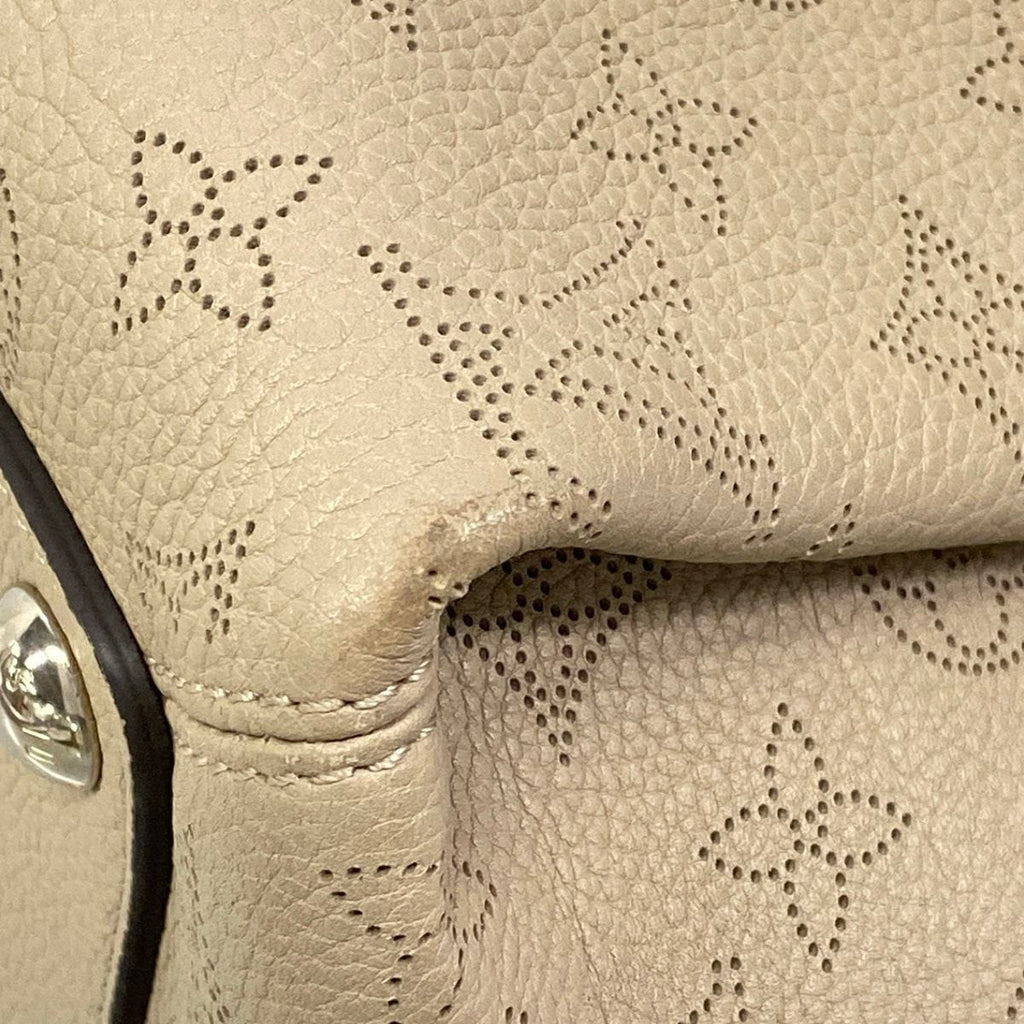 Louis Vuitton Handbag Mahina Babylon PM Galet Leather — view 6