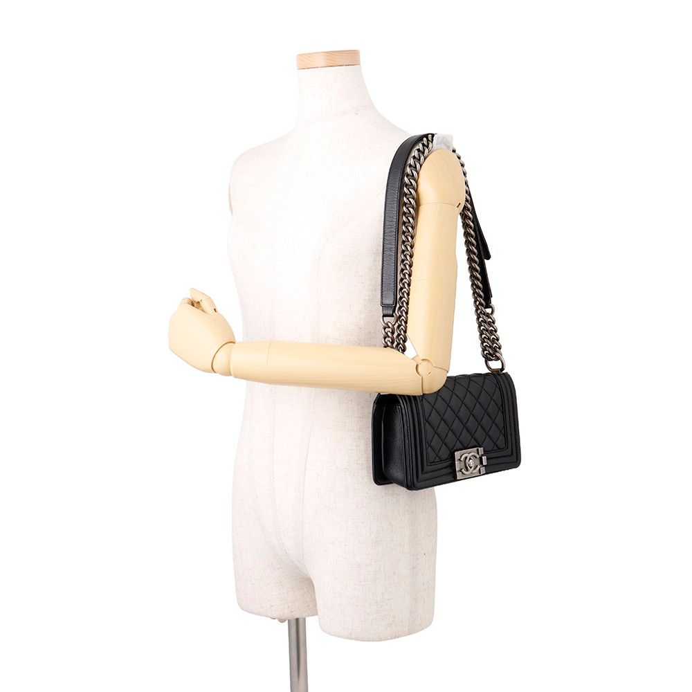 Chanel Chain Shoulder Bag Boy Small Quilted CC Logo Caviar Leather Boy Black — view 4