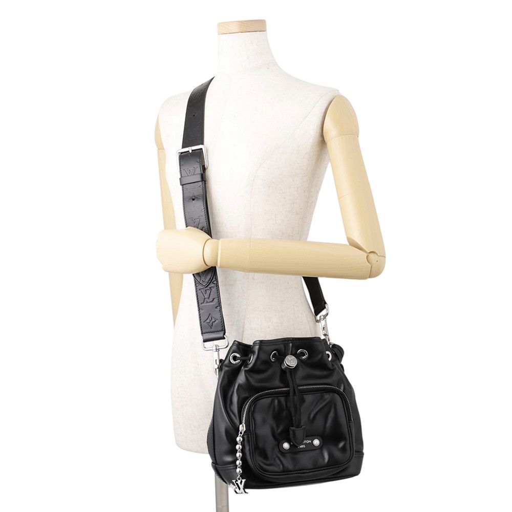 Louis Vuitton Handbag Calfskin Noe Cargo 2-Way Black — view 5