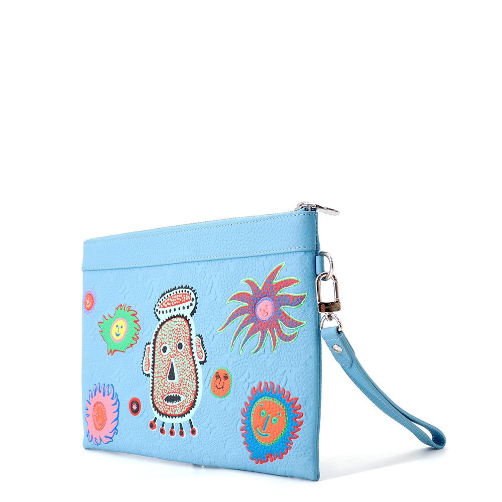 Louis Vuitton Clutch Monogram Taurillon LV YK Pochette Toe Go Yayoi Kusama — view 2