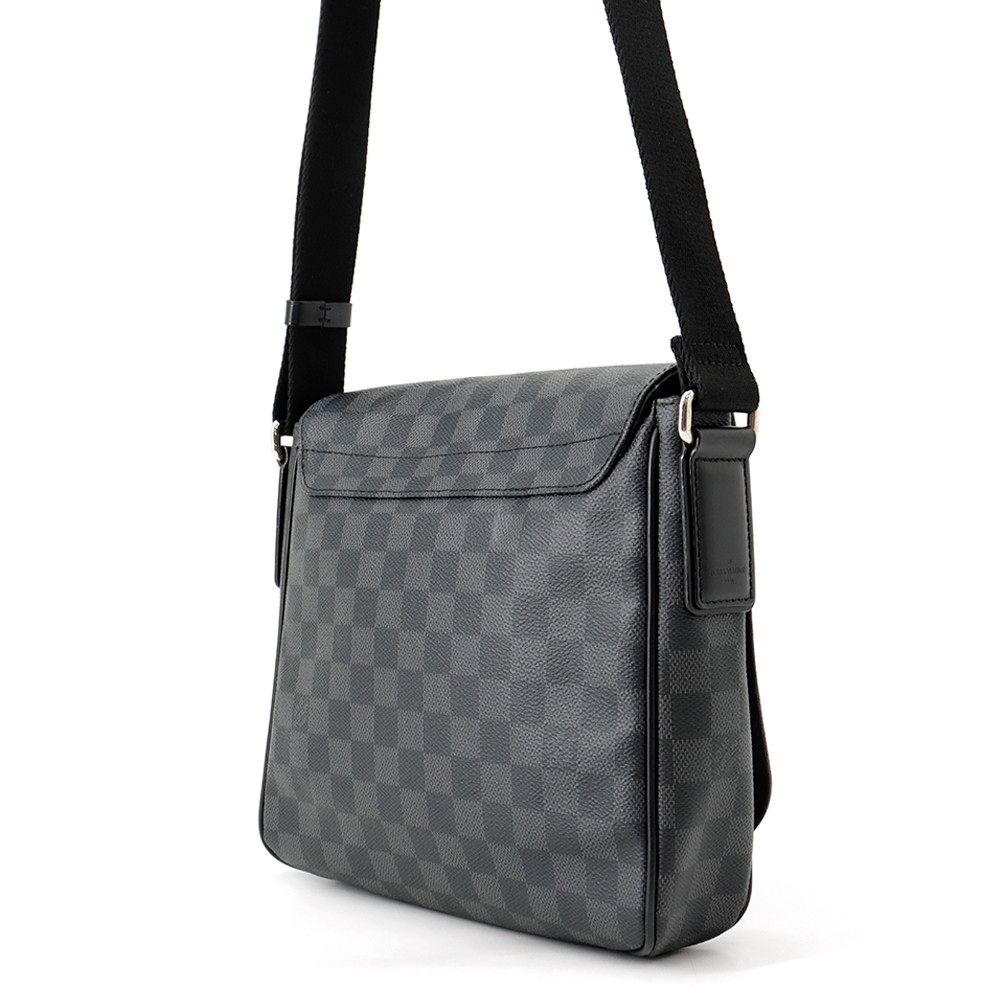 Louis Vuitton Shoulder Bag Damier Graphite District PM Black — view 2