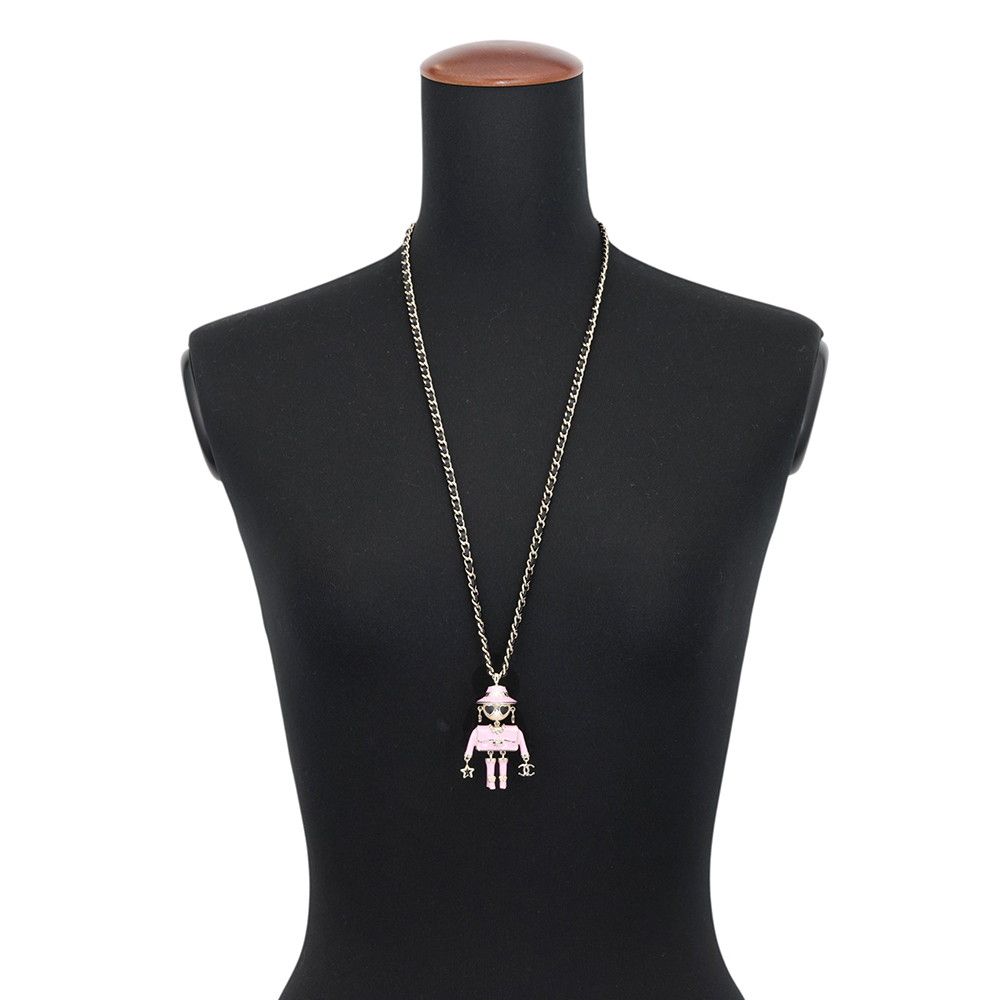 Chanel Necklace CC Logo Gabrielle Faux Pearl Leather Metal — view 4
