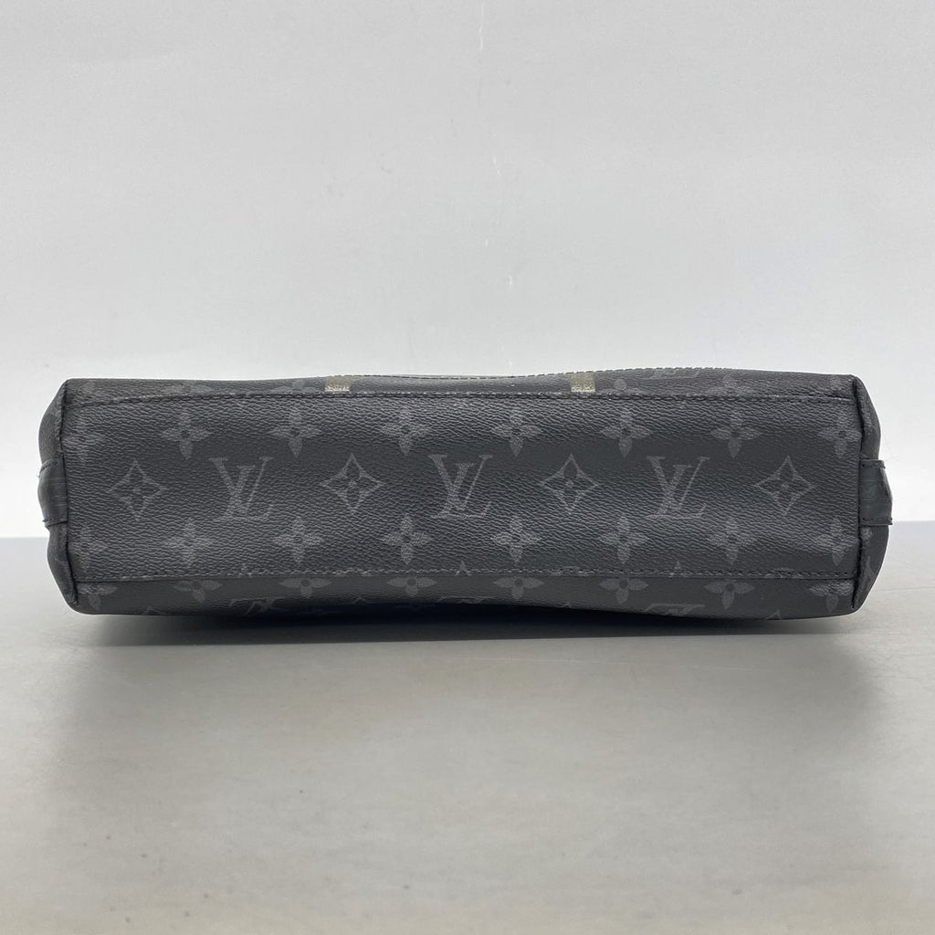 Louis Vuitton Shoulder Bag Monogram Eclipse Fragment Design Collaboration — view 3