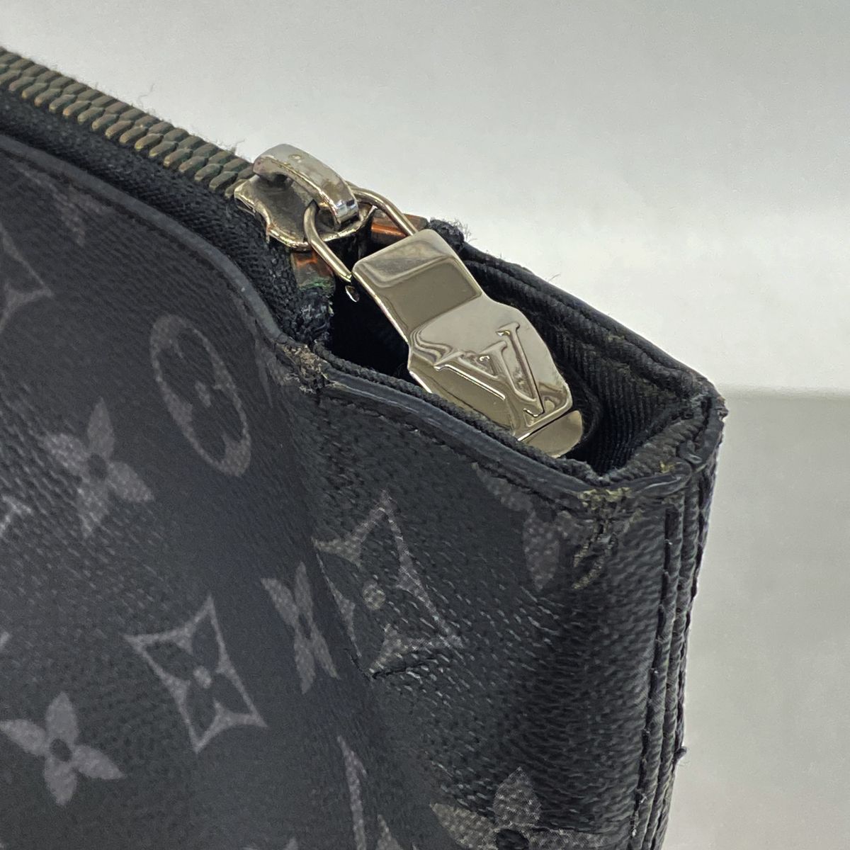Louis Vuitton Shoulder Bag Monogram Eclipse Fragment Design Collaboration — view 6