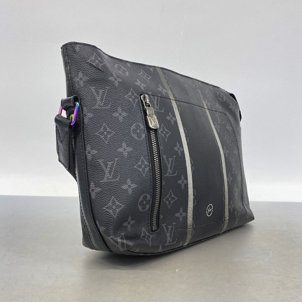 Louis Vuitton Shoulder Bag Monogram Eclipse Fragment Design Collaboration — view 2