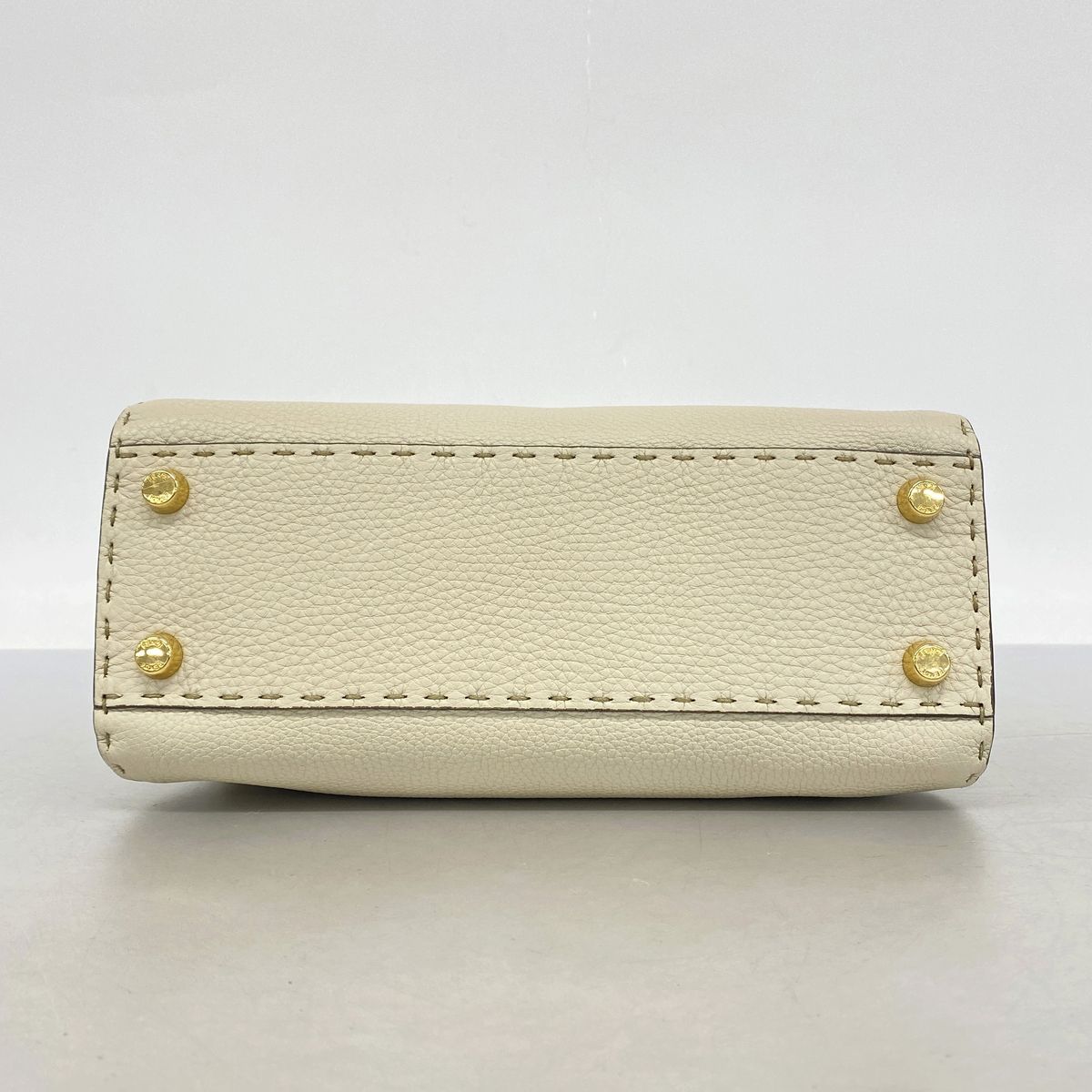 Fendi Handbag Selleria Peekaboo Essential Leather Beige Gold 2-Way Bag — view 3