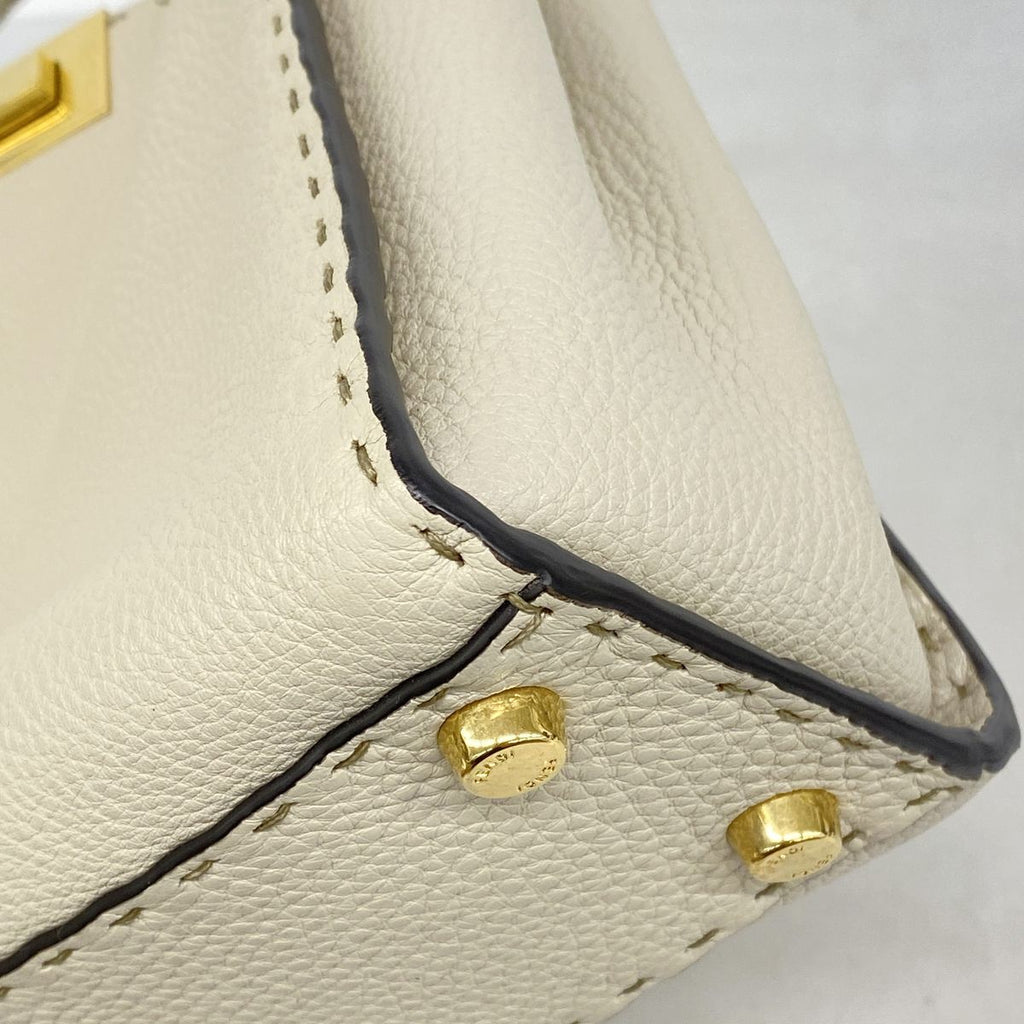 Fendi Handbag Selleria Peekaboo Essential Leather Beige Gold 2-Way Bag — view 6