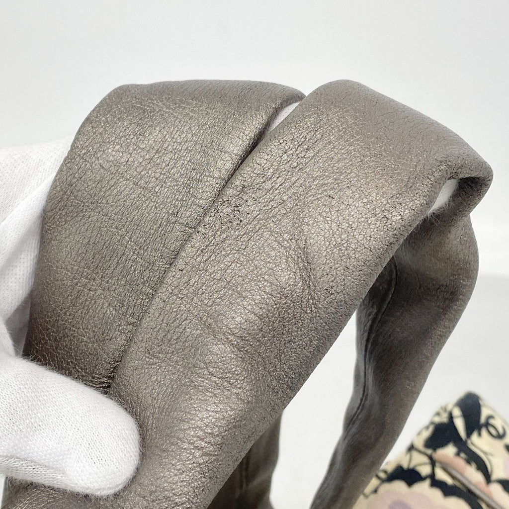 Chanel Tote Bag Camellia Canvas Gray Multicolor Silver — view 8