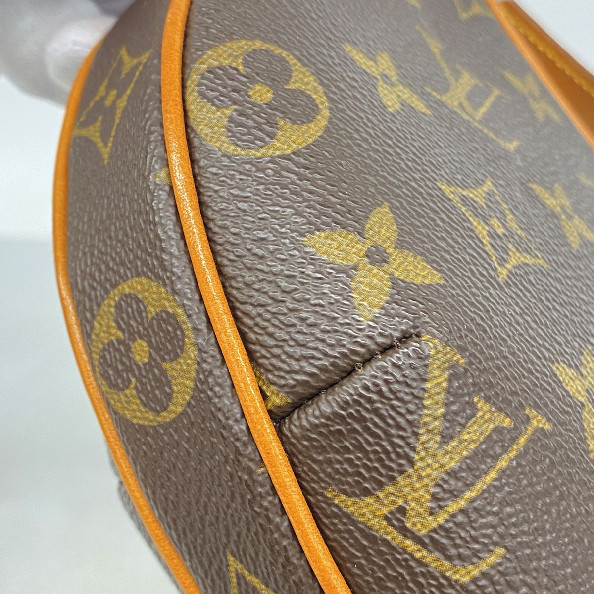 Louis Vuitton Shoulder Bag Monogram Pochette Croissant Brown — view 6
