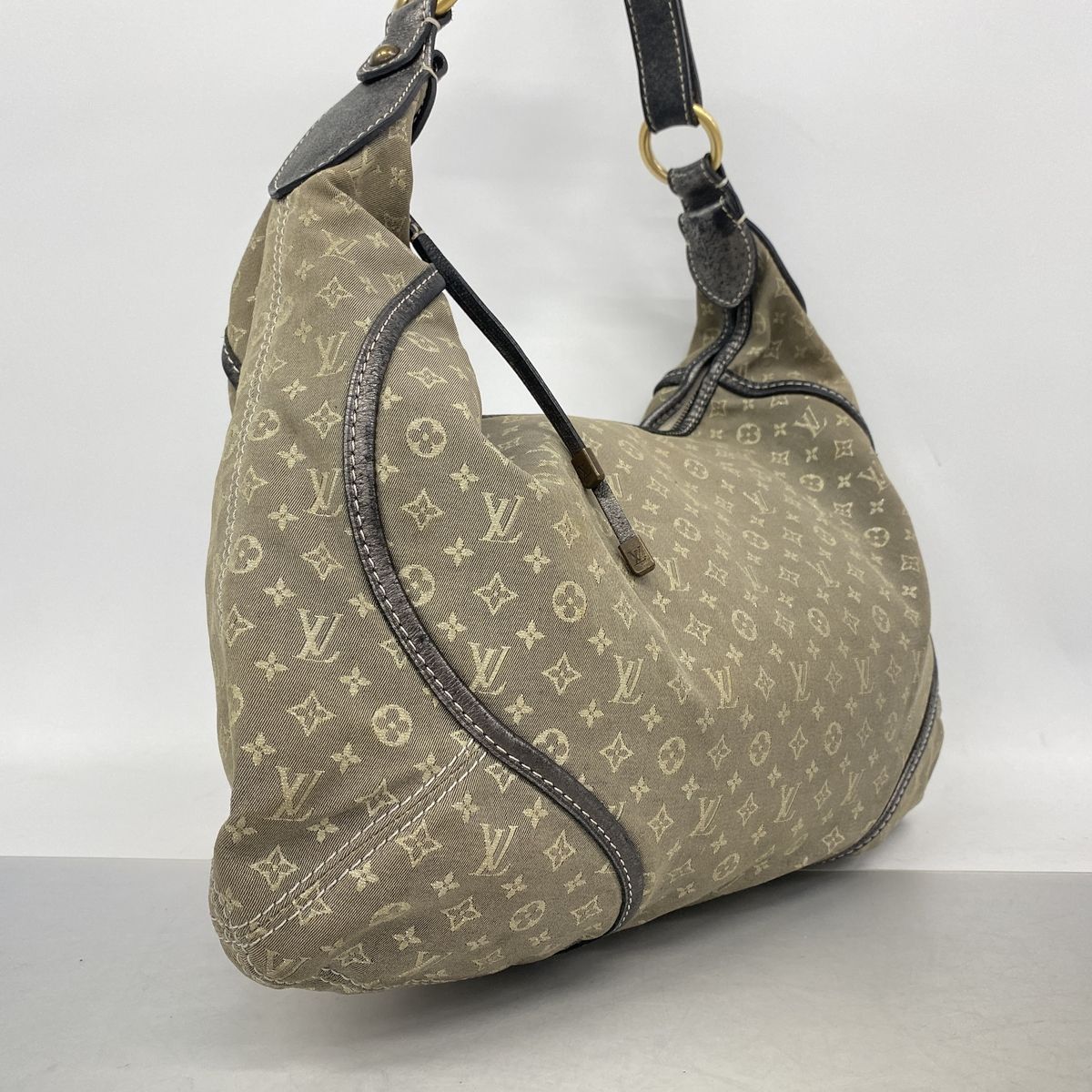 Louis Vuitton Shoulder Bag Monogram Mini Lin Manon MM Platine — view 2