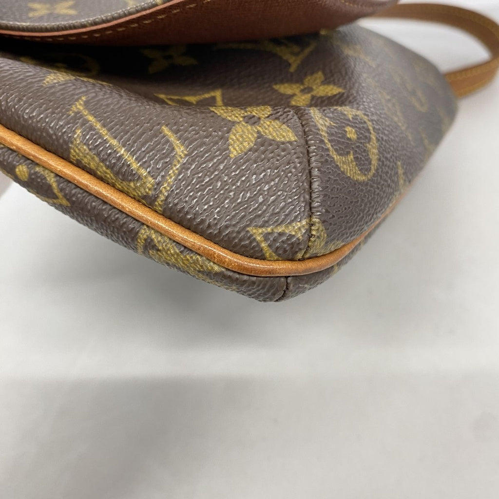 Louis Vuitton Shoulder Bag Monogram Musette Salsa Short Strap Brown — view 8