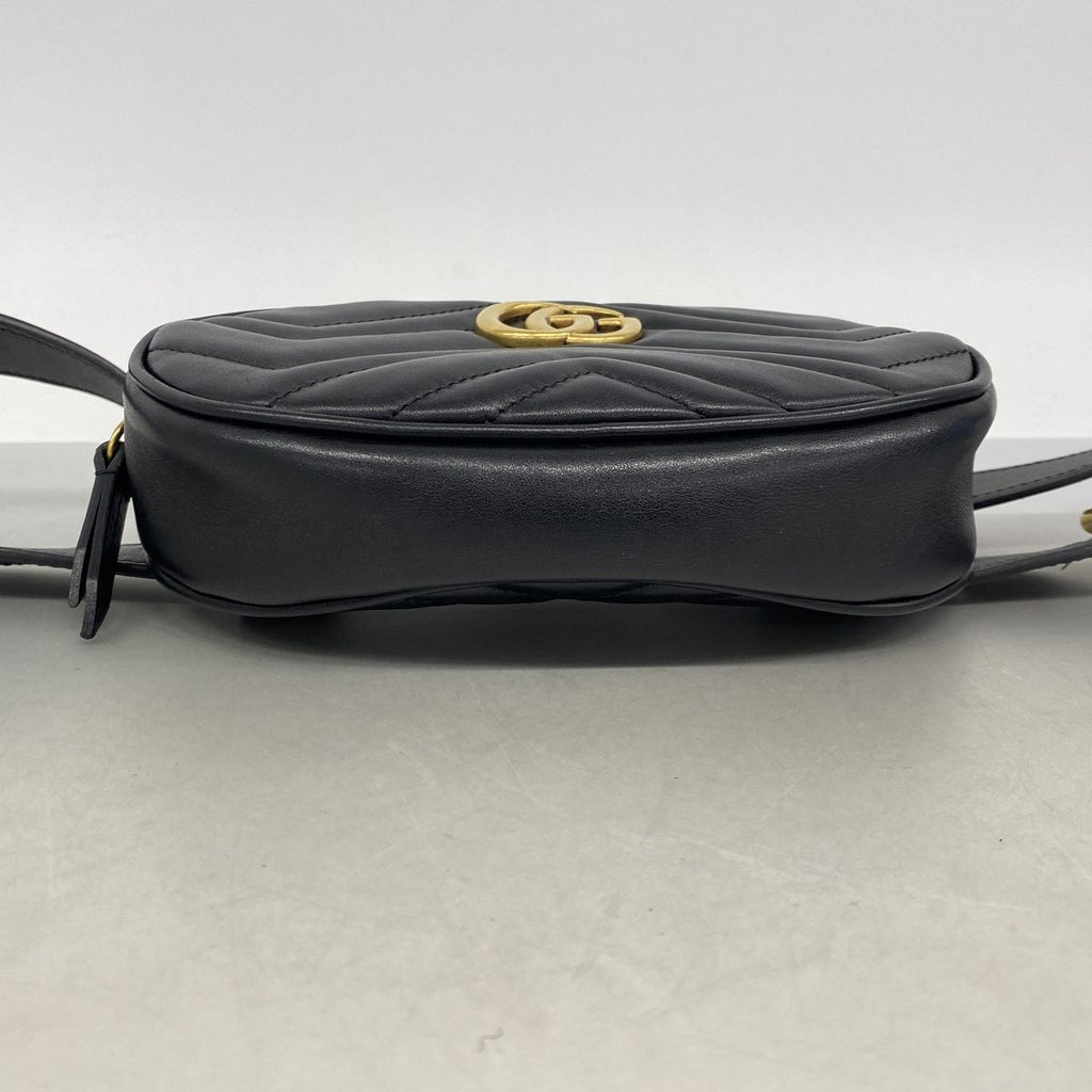 Gucci Waist Bag GG Marmont Leather Black Gold — view 3