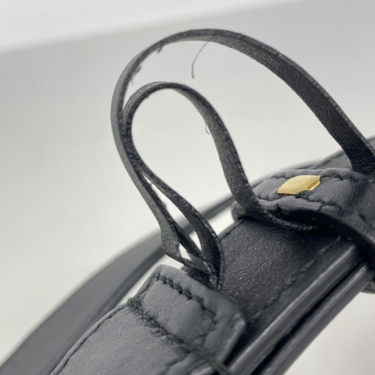 Gucci Waist Bag GG Marmont Leather Black Gold — view 7